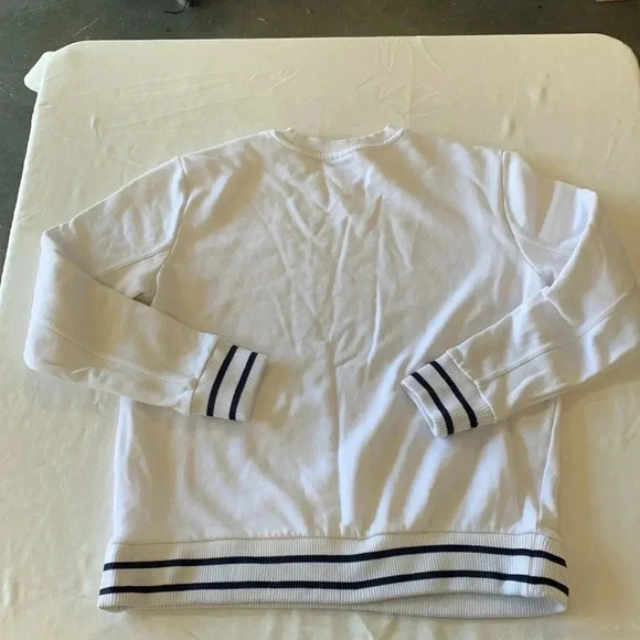 Fila women’s crew neck sweatshirt medo EUC - Picture 3 of 3